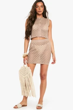 boohoo Ensemble coordonné en crochet avec détails bouton sur crop top et mini-jupe<Femme Pulls Et Gilets|Toutes Les Mailles