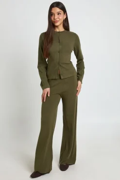 boohoo Ensemble Coordonné En Maille Cardigan Court Et Pantalon Large Petite<Femme Pulls Et Gilets|Toutes Les Mailles