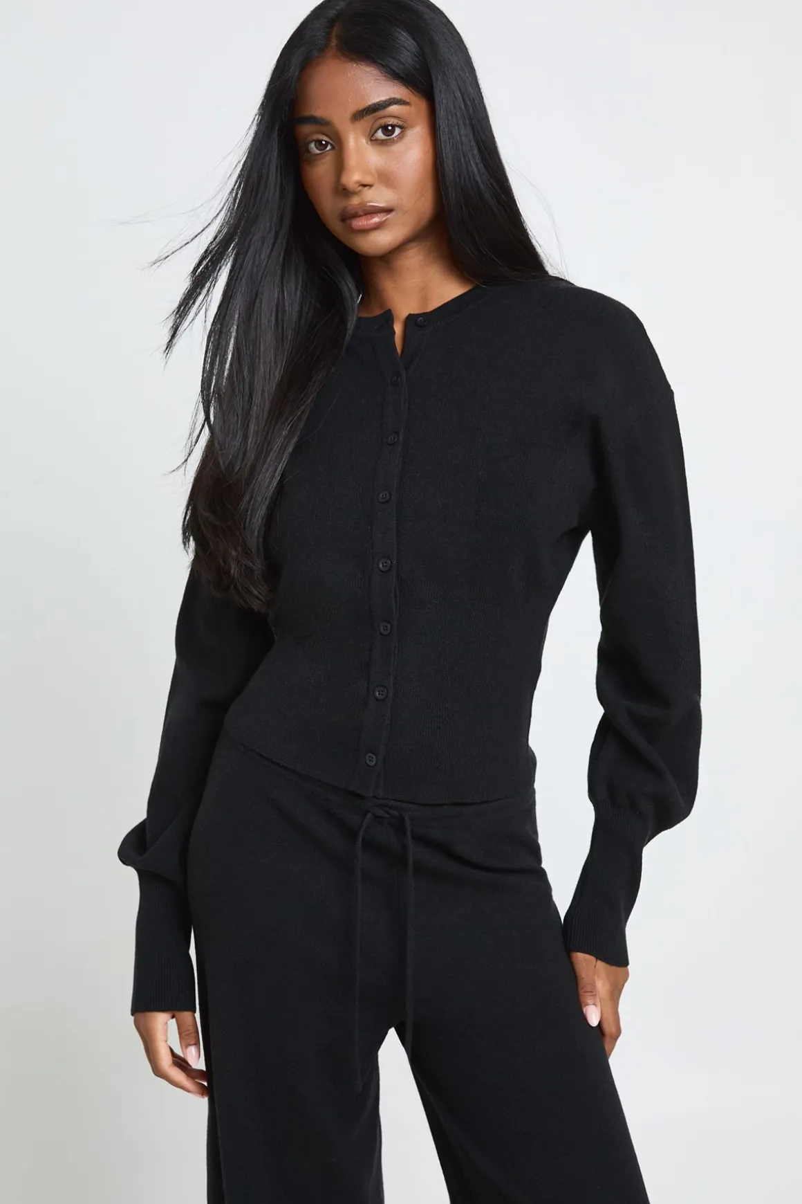 Ensemble Coordonné En Maille Cardigan Taille Cintrée Et Pantalon Jambes Larges