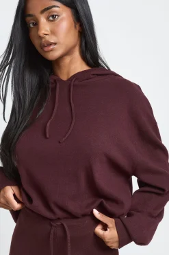 Ensemble Coordonné En Maille Haut À Casynthétiqueche Et Pantalon Large