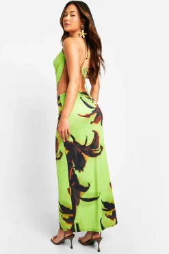 Ensemble coordonné floral à grand motif en tissu fluide, top à encolure drapée et jupe maxi