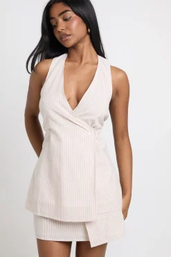 boohoo Ensemble Coordonné Gilet Cache-cœur Et Mini-jupe À Rayures Effet Lin<Femme Ensembles