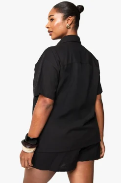 Ensemble coordonné grande taille : chemise à manches courtes effet lin et short à taille élastiquée