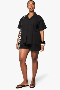 Ensemble coordonné grande taille : chemise à manches courtes effet lin et short à taille élastiquée