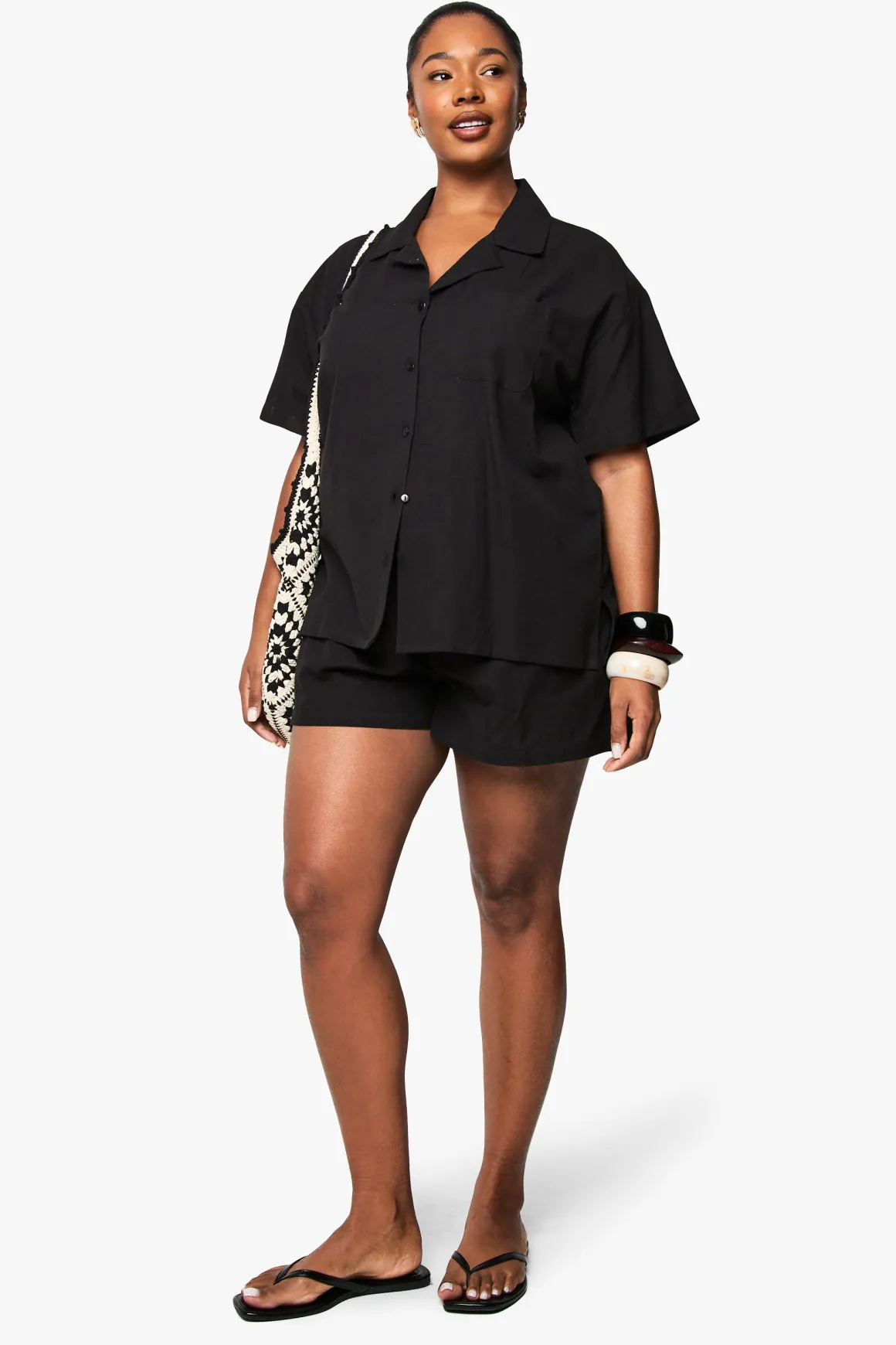 Ensemble coordonné grande taille : chemise à manches courtes effet lin et short à taille élastiquée