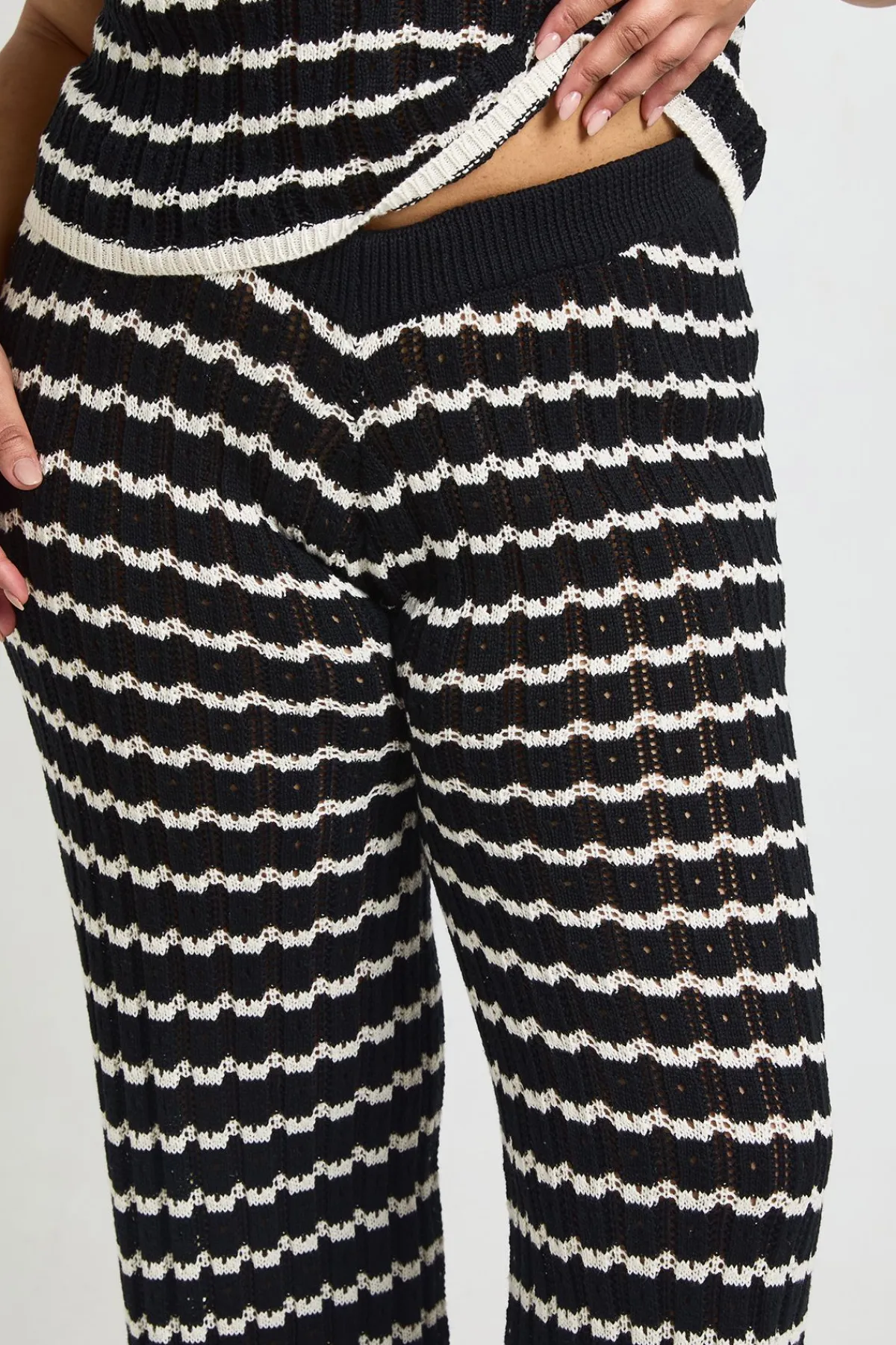 boohoo Ensemble Coordonné Grande Taille Haut En Crochet Rayé Et Pantalon Large<Femme Ensembles|Tenues De Plage