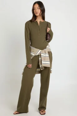 boohoo Ensemble Coordonné Grande Taille Haut Col Rond Boutonné Et Pantalon En Coton<Femme Ensembles