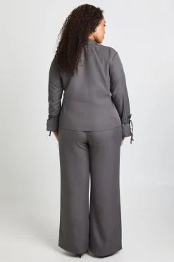 Ensemble Coordonné Grande Taille Chemise Tissée et Pantalon avec Détail Poignets à Nouer