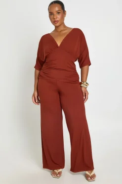boohoo Ensemble Coordonné Grande Taille Haut Côtelé Col V Chauve-souris Et Pantalon Large<Femme Ensembles