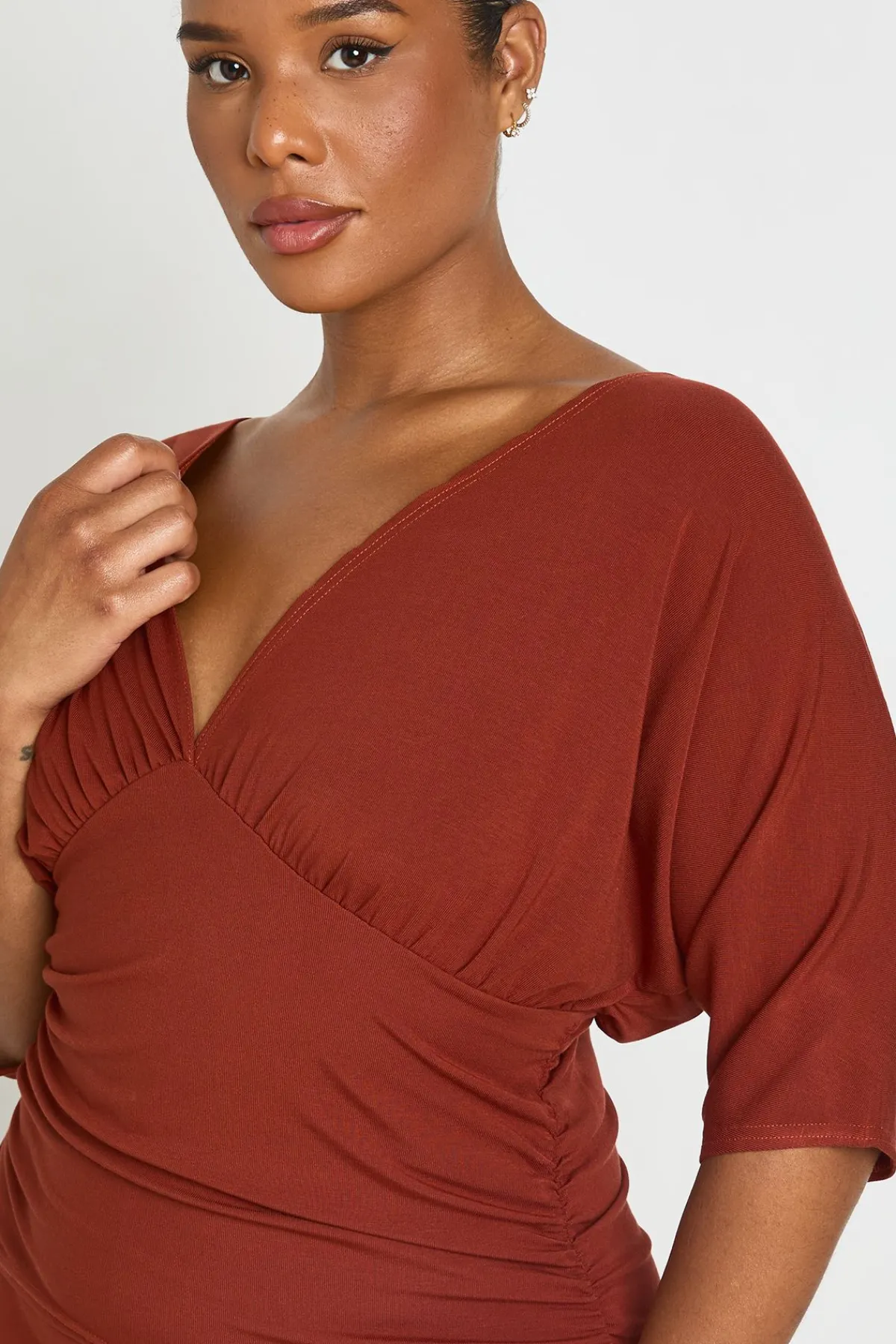 boohoo Ensemble Coordonné Grande Taille Haut Côtelé Col V Chauve-souris Et Pantalon Large<Femme Ensembles
