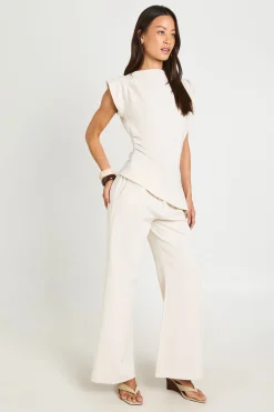 boohoo Ensemble Coordonné Haut Asymétrique À Épaulettes Et Pantalon Droit Long<Femme Tons Neutres|Ensembles