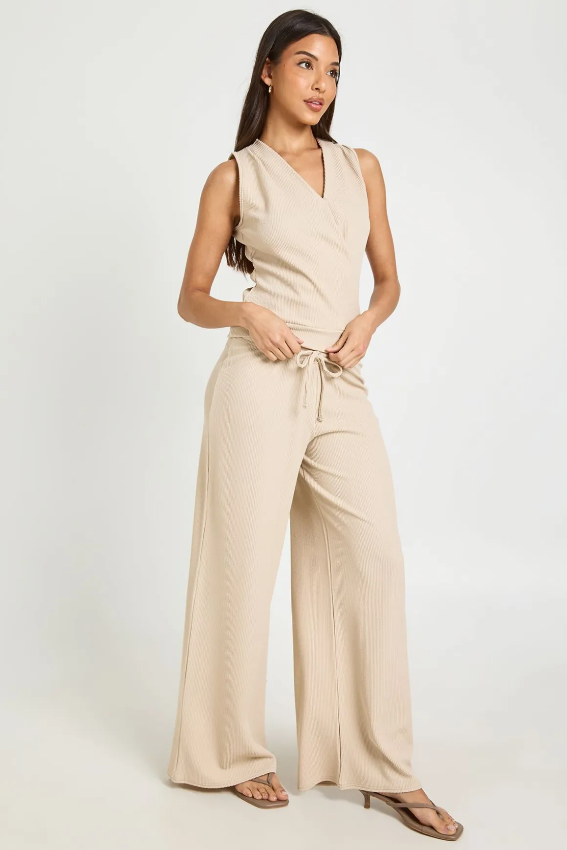 Ensemble Coordonné Haut Cache-cœur Col V À Ourlet Profond Et Pantalon Large