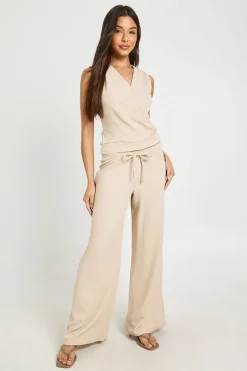 Ensemble Coordonné Haut Cache-cœur Col V À Ourlet Profond Et Pantalon Large