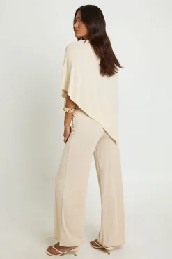 Ensemble Coordonné Haut Cape Texturé Épaules Dénudées Et Pantalon Large