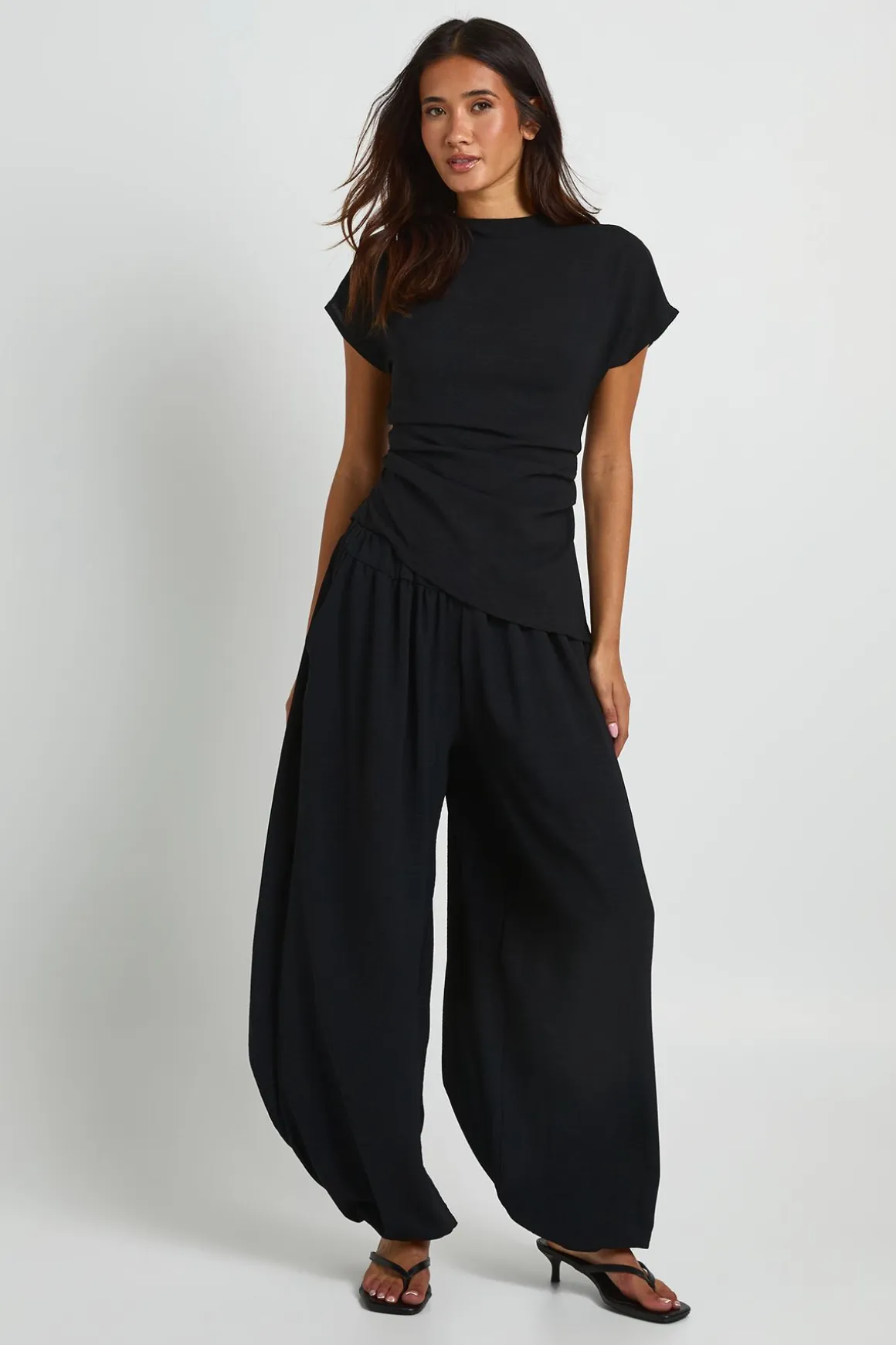Ensemble Coordonné Haut Col Montant Froncé Et Pantalon Ballon