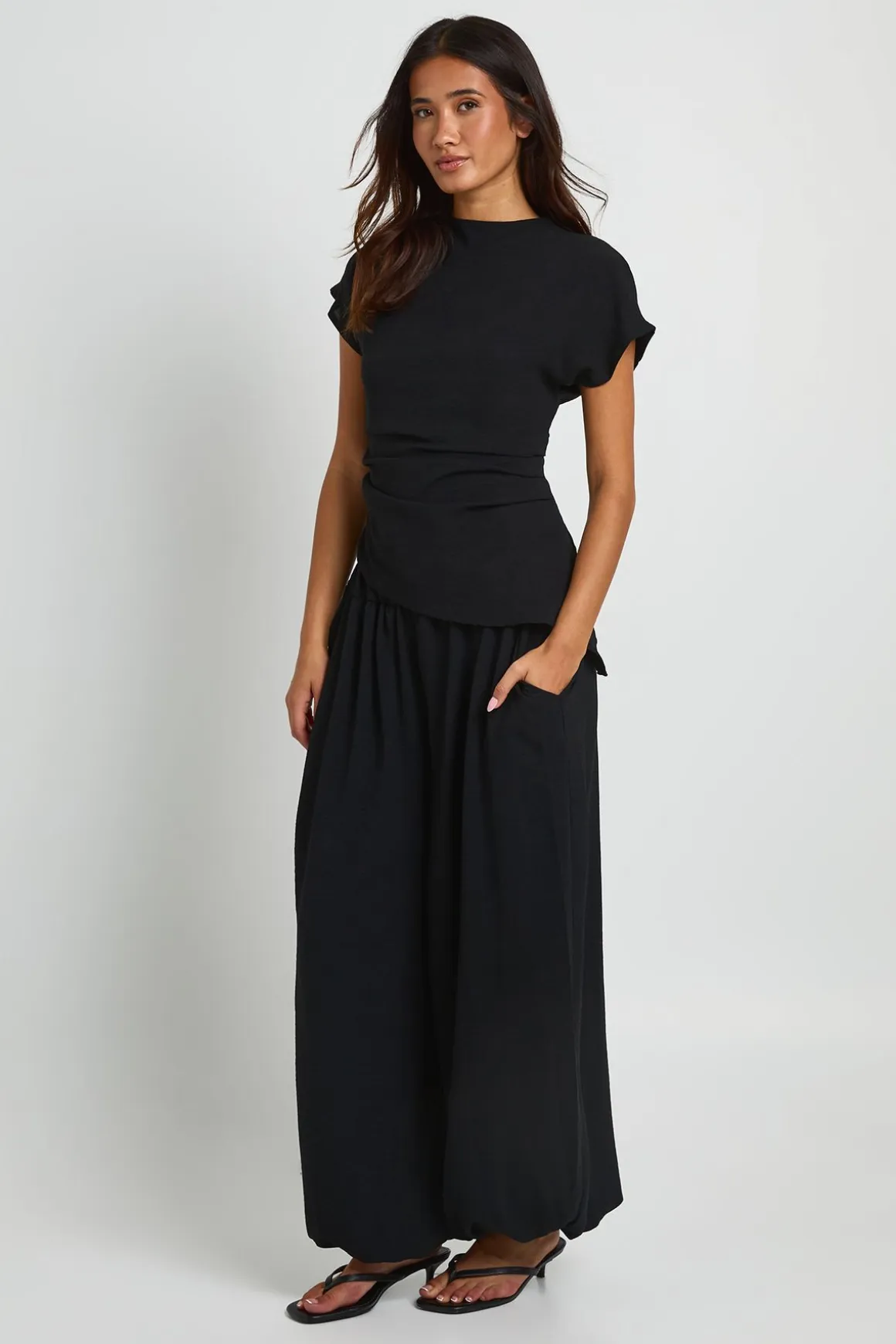 Ensemble Coordonné Haut Col Montant Froncé Et Pantalon Ballon
