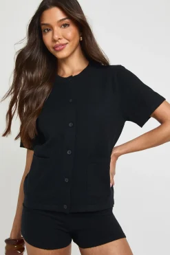 boohoo Ensemble Coordonné Haut Col Rond Côtelé Boutonné Et Micro Short<Femme Pulls Et Gilets|Toutes Les Mailles