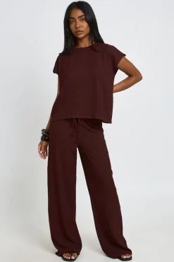 Ensemble Coordonné Haut À Manches Courtes Et Pantalon Large En Tissu Froissé