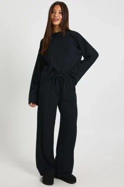 Ensemble coordonné haut oversize à manches longues effet froissé et pantalon à jambes larges