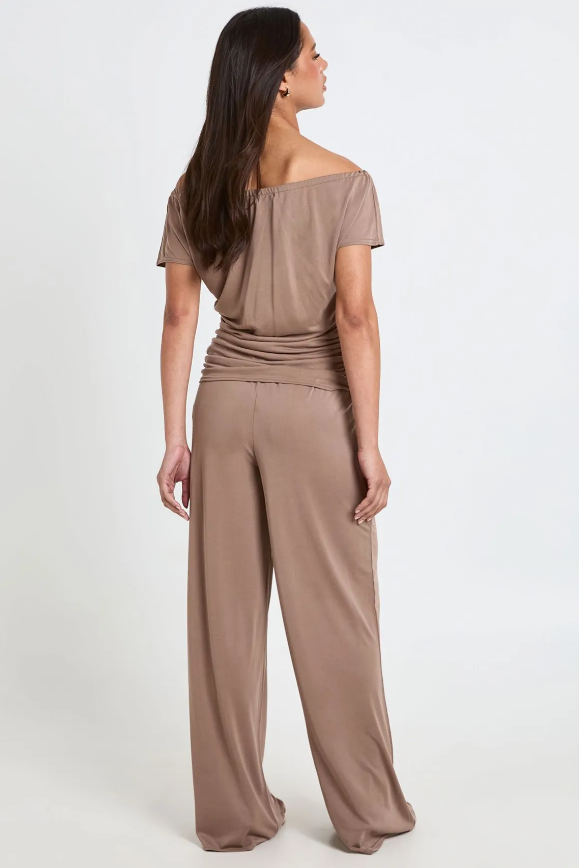 Ensemble Coordonné Haut Épaules Dénudées Détail Nœud Et Pantalon Large En Modal
