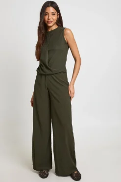 Ensemble Coordonné Haut Sans Manches Col Montant Cache-cœur Et Pantalon Large