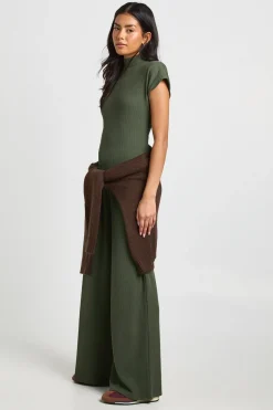Ensemble Coordonné Pantalon et Haut Col Montant Manches Courtes Tissu Froissé