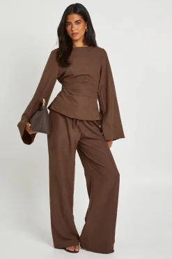 boohoo Ensemble Coordonné Pantalon Et Haut À Manches Évasées Froncées Effet Peau De Pêche<Femme Ensembles