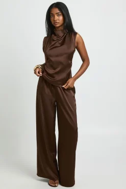 boohoo Ensemble Coordonné Pantalon Large Taille Haute Froncée Et Col Montant En Satin<Femme Pantalons|Satin Et Dentelle