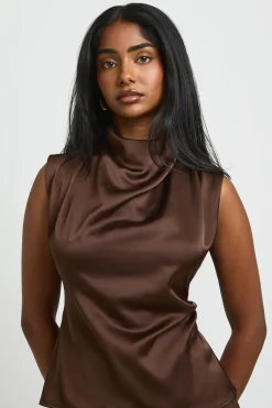 boohoo Ensemble Coordonné Pantalon Large Taille Haute Froncée Et Col Montant En Satin<Femme Pantalons|Satin Et Dentelle