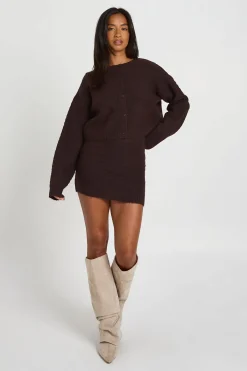 boohoo Ensemble Coordonné Petite Cardigan Boutonné Texturé En Maille Et Mini-jupe<Femme Looks Chocolat|Pulls Et Gilets