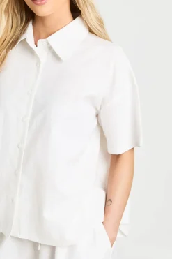 Ensemble Coordonné Petite Chemise Courte Ample À Manches Courtes Et Short Effet Lin