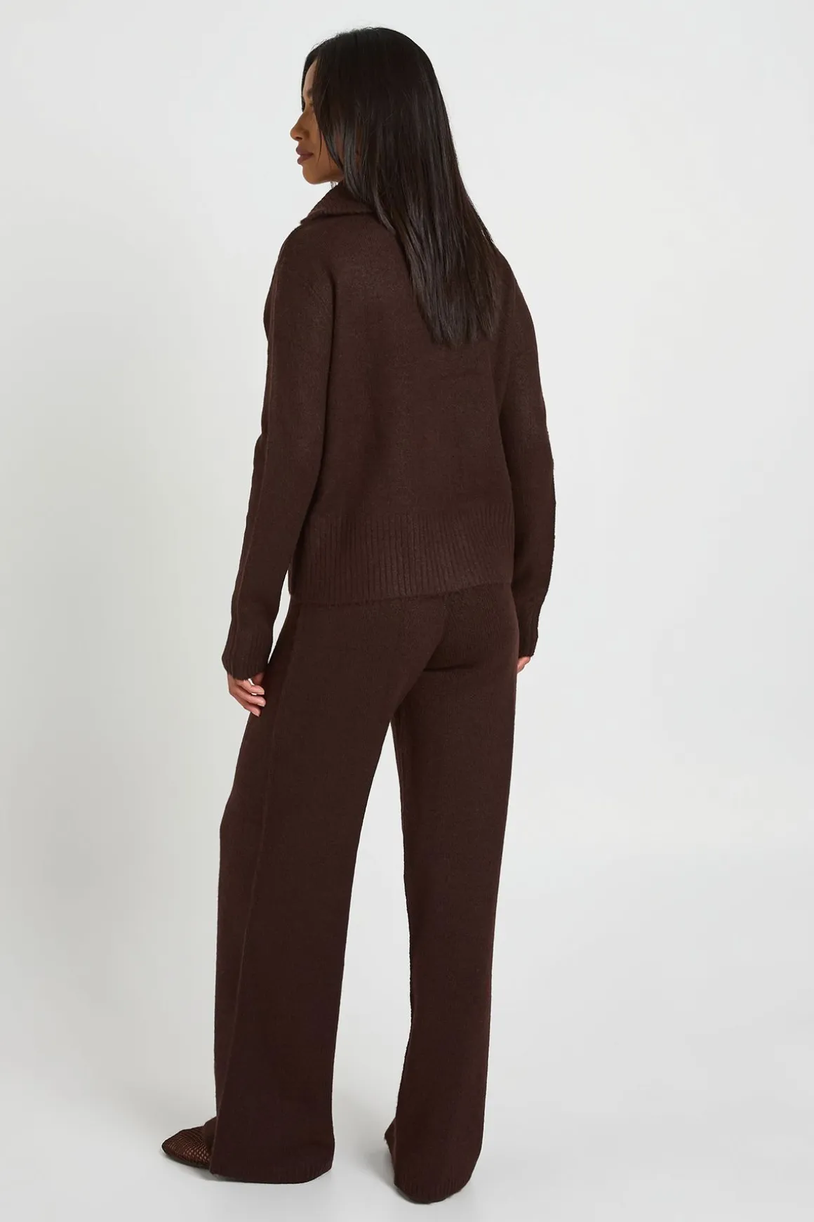 Ensemble Coordonné Petite En Maille Douce Avec Synthétiquell Zippé Et Pantalon Droit En Tricot
