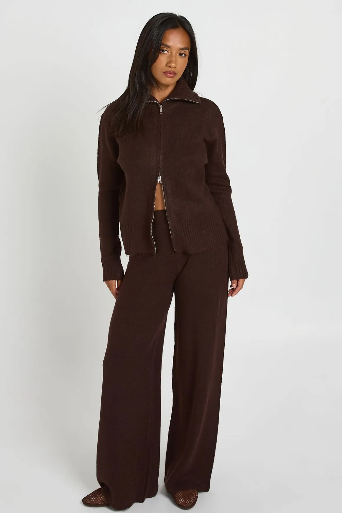 Ensemble Coordonné Petite En Maille Douce Avec Synthétiquell Zippé Et Pantalon Droit En Tricot
