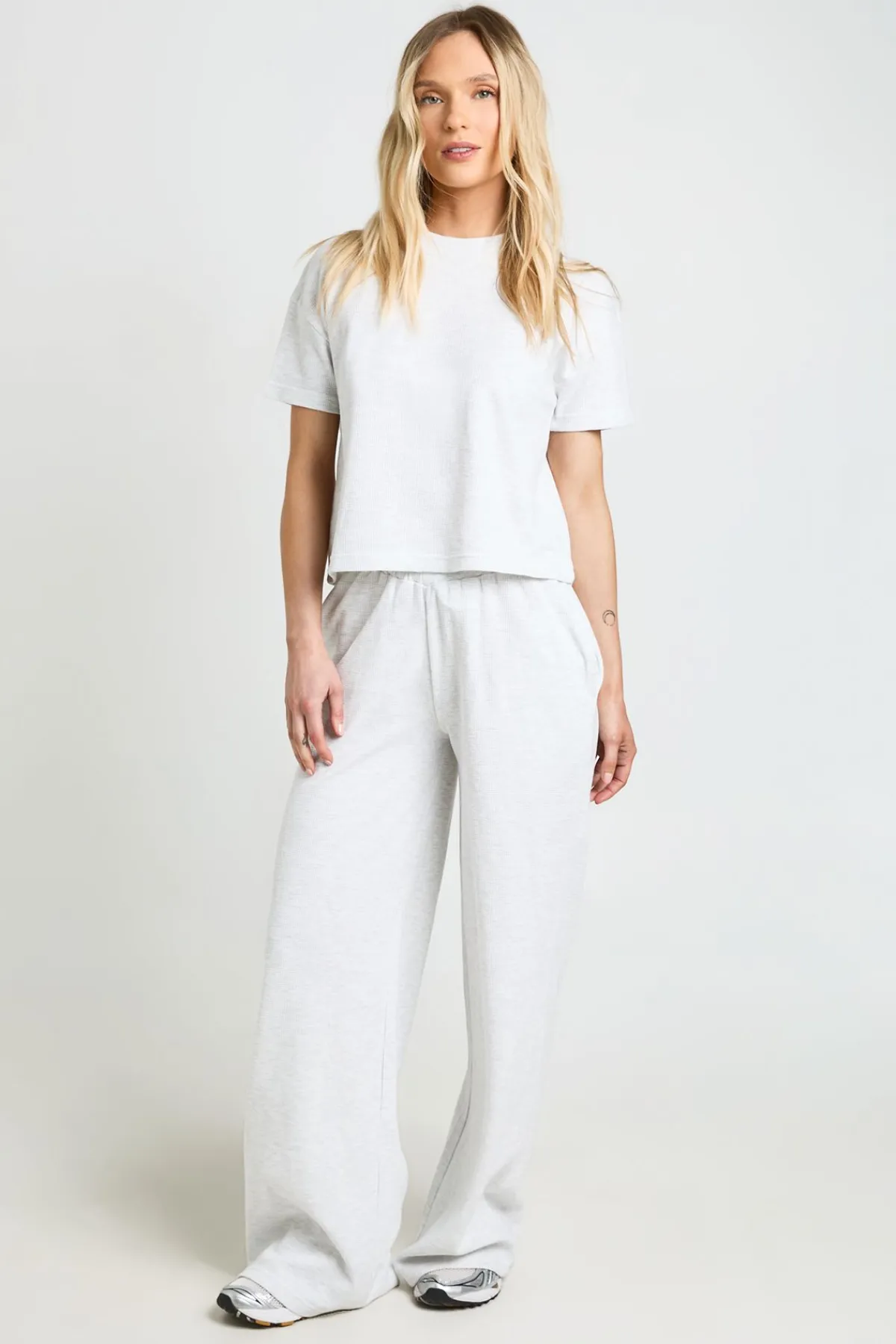 boohoo Ensemble Coordonné Petite T-shirt Gaufré Et Pantalon Large<Femme Ensembles