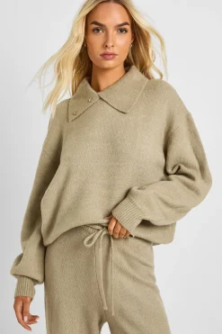Ensemble coordonné : pull surdimensionné en maille avec détail de col en maille épaisse et pantalon à jambes larges