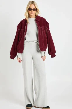 Ensemble coordonné : pull surdimensionné ultra-doux avec détails de manchette boutonnée et pantalon à jambe large