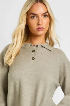 Ensemble coordonné pull tricoté oversize à col boutonné et pantalon à jambe droite