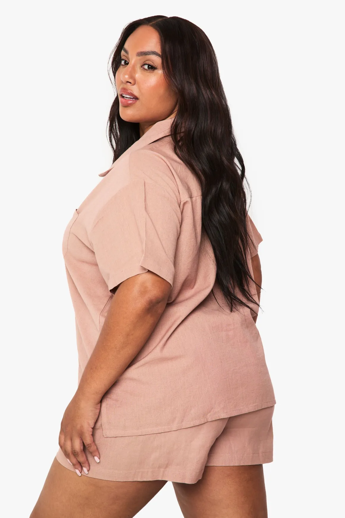 Ensemble coordonné style lin : Chemise à manches courtes et short à taille élastiquée