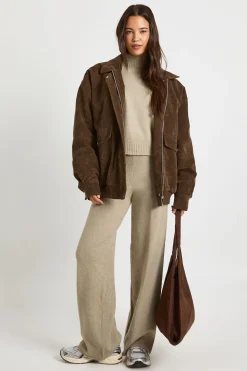 Ensemble Coordonné Synthétiquell Court En Maille Ultra Douce Et Pantalon Large