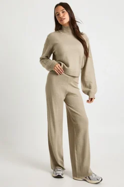 Ensemble Coordonné Synthétiquell Court En Maille Ultra Douce Et Pantalon Large
