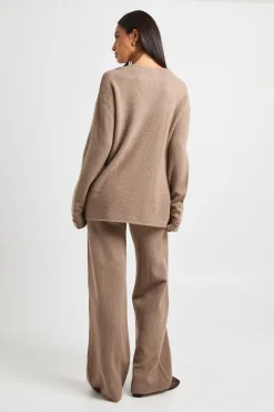 Ensemble Coordonné Synthétiquell Col V À Poignets Boutonnés Et Pantalon Large