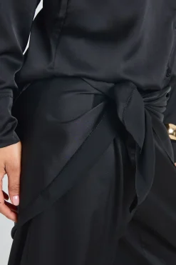 Ensemble Coordonné Tall Chemise Et Pantalon En Satin Avec Taille Nouée