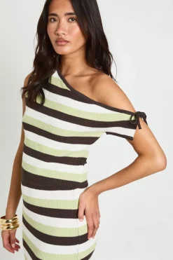 Ensemble Coordonné Top Asymétrique Épaule Dénudée Et Jupe Longue En Maille