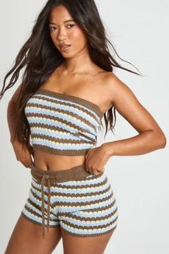 Ensemble Coordonné Top Bandeau Tricoté à Rayures Ondulées au Crochet et Short Mini