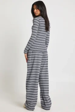 Ensemble Coordonné Top Rayé Côtelé à Manches Longues Boutonné et Pantalon
