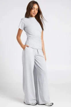 Ensemble Coordonné T-shirt Froncé À Épaulettes Et Pantalon Droit Jambe Large