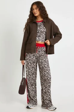 Ensemble Crop Top et Pantalon à Imprimé Léopard avec Détails de Passepoil