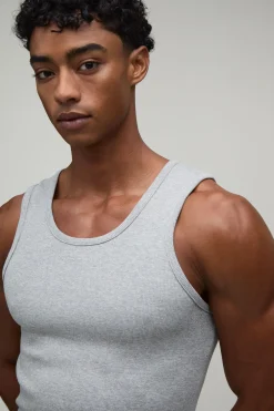 Ensemble Débardeur Côtelé Ajusté Musclé Et Short Ample De Détente