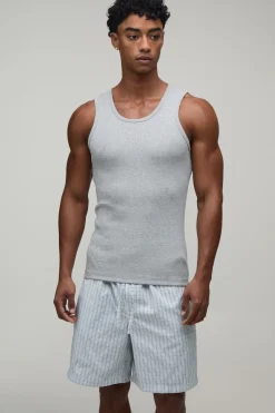 Ensemble Débardeur Côtelé Ajusté Musclé Et Short Ample De Détente