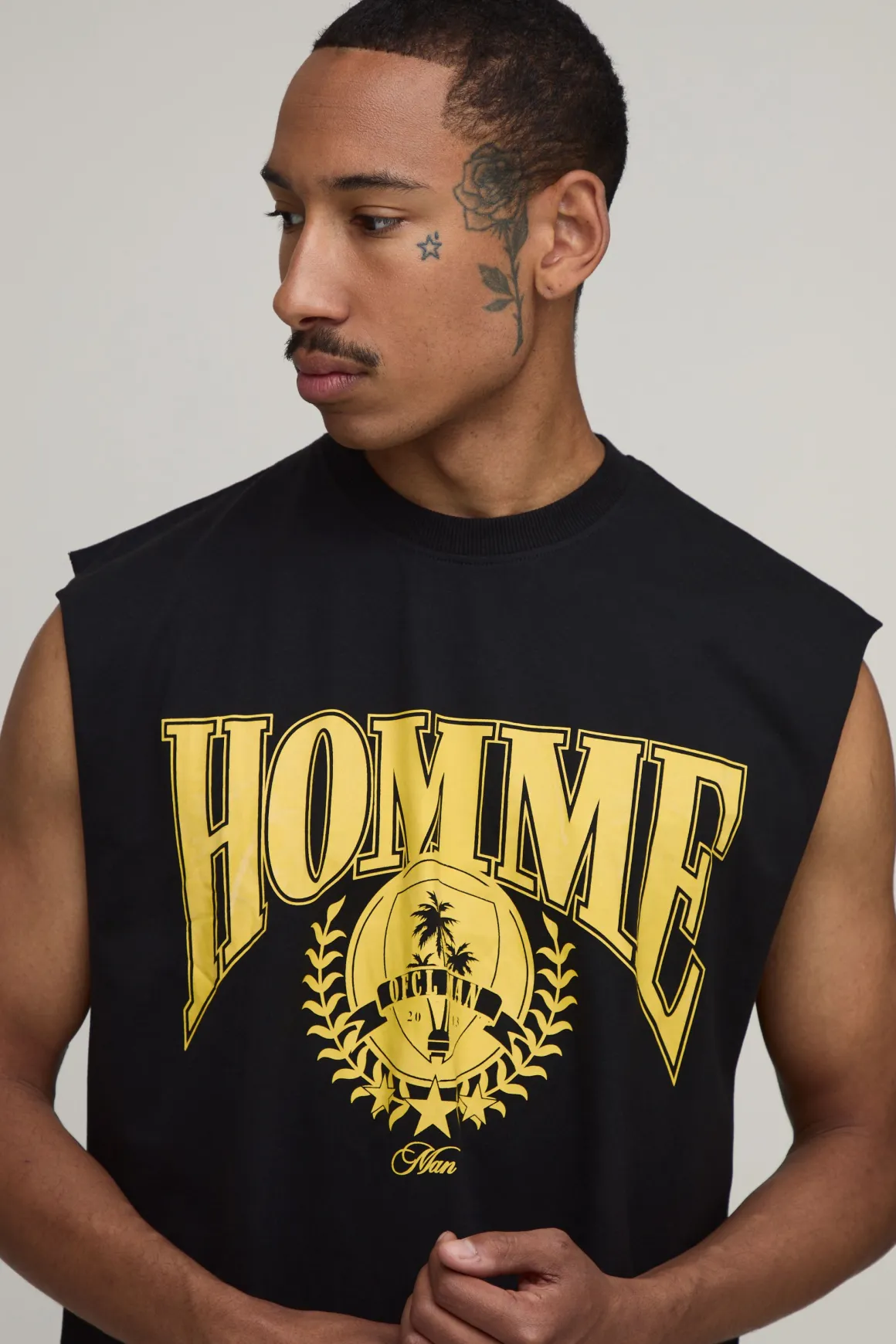 Ensemble Débardeur Oversized Boxy À Emmanchures Basses Et Short Ample Imprimé Homme